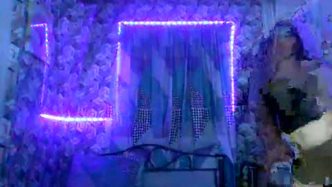Snapshot of hotarianafox4uxx chatting on May 15, 2:35 pm AYA online show from May 15, 2:35 pm