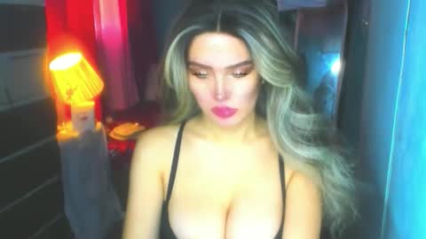 T A N Y A online show from November 11, 2:55 am