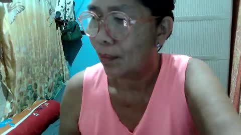 hotbetty_45 online show from May 2, 11:37 am