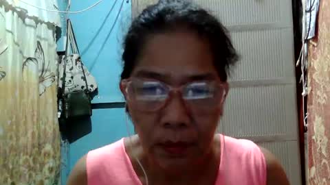 Snapshot of hotbetty_45 chatting on July 10, 2:19 pm hotbetty_45 online show from July 10, 2:19 pm