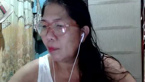 Snapshot of hotbetty_45 chatting on July 16, 11:49 am hotbetty_45 online show from July 16, 11:49 am