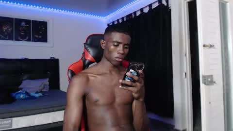 Snapshot of hotblacks07 chatting on March 5, 4:30 am rivas online show from March 5, 4:30 am