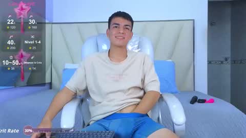 hotboy21_ online show from November 21, 4:00 am