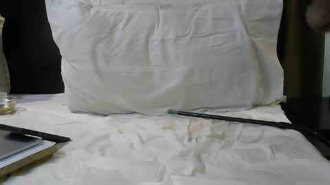 hotboyvicky online show from November 7, 9:15 pm