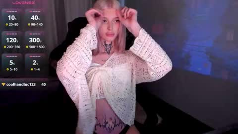 Snapshot of hotchubently chatting on September 9, 8:03 am hotchubently online show from September 9, 8:03 am