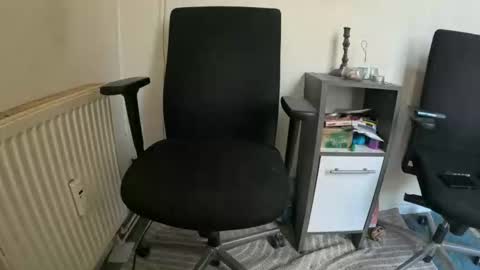 hotcockdus21 online show from December 4, 10:24 am