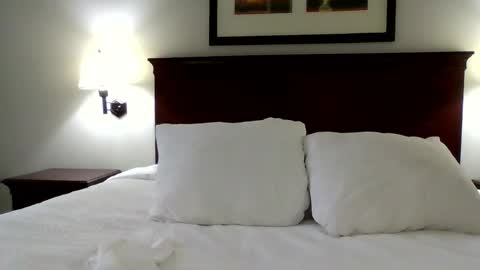 hotdadforyou online show from April 6, 9:27 pm