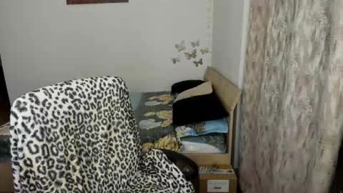 KRISS LUNA online show from November 29, 1:14 pm