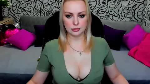 Alice online show from September 19, 2:18 pm