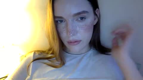 effy online show from April 19, 11:20 am