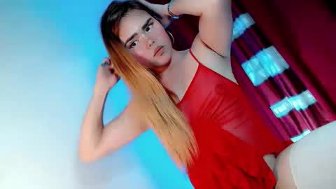 Snapshot of hotesttransintown chatting on January 11, 1:05 pm JANNA online show from January 11, 1:05 pm