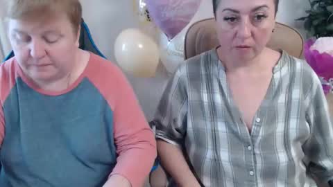 Snapshot of hotfiremommy chatting on October 15, 1:11 pm LimonkaFire online show from October 15, 1:11 pm