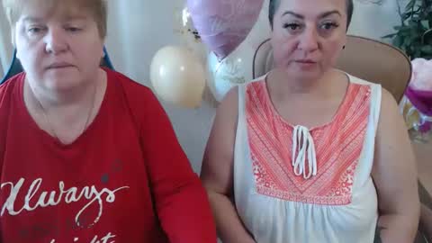Snapshot of hotfiremommy chatting on October 16, 6:47 am LimonkaFire online show from October 16, 6:47 am