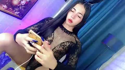 hotfucking_queen1111 online show from November 27, 2:57 am