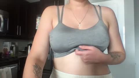 Snapshot of hotgirlbigbutt chatting on September 9, 9:14 pm hotgirlbigbutt online show from September 9, 9:14 pm