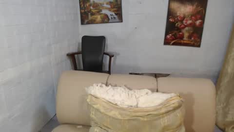 hothornyjackie online show from February 4, 10:54 am