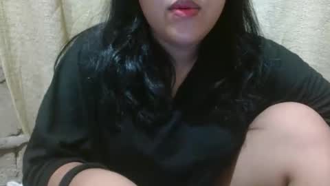 hotiemorenagurl18 online show from October 17, 5:10 am