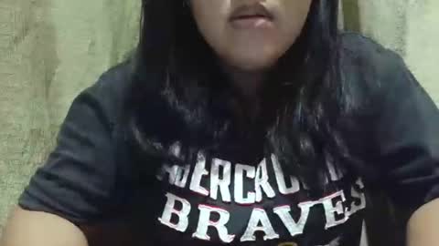 hotiemorenagurl18 online show from December 4, 7:28 am