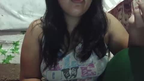 hotiemorenagurl18 online show from February 4, 12:55 pm