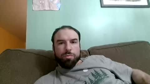 Snapshot of hotihunter98 chatting on February 24, 4:10 am Joe online show from February 24, 4:10 am