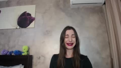 Lia   online show from February 3, 5:40 pm