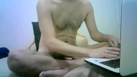 hottitan  twitter Marianoshcam online show from May 31, 3:41 pm