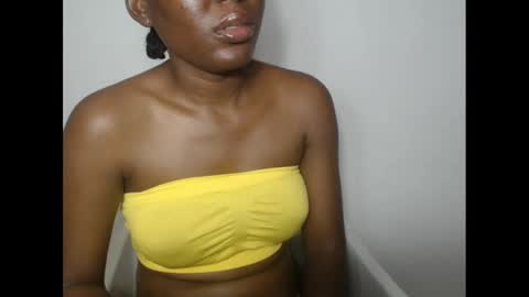 Snapshot of hotjessie0 chatting on January 15, 7:15 am hotjessie0 online show from January 15, 7:15 am