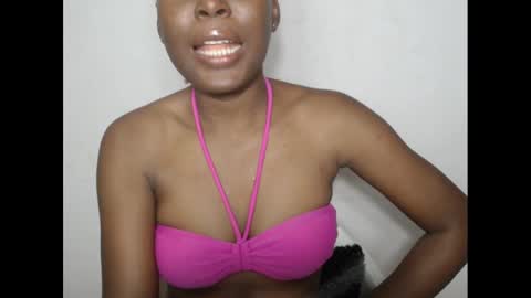 Snapshot of hotjessie0 chatting on February 11, 4:33 am hotjessie0 online show from February 11, 4:33 am