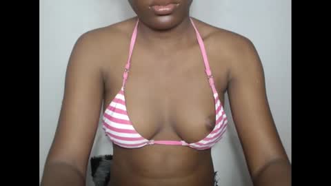 Snapshot of hotjessie0 chatting on February 12, 4:44 am hotjessie0 online show from February 12, 4:44 am