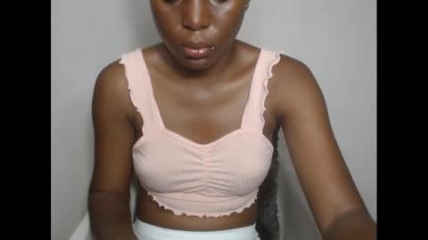 Snapshot of hotjessie0 chatting on March 6, 4:08 am hotjessie0 online show from March 6, 4:08 am