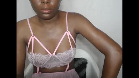 Snapshot of hotjessie0 chatting on March 9, 4:38 am hotjessie0 online show from March 9, 4:38 am