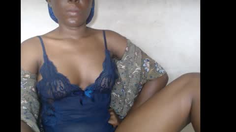 hotjessie0 online show from November 7, 6:35 am