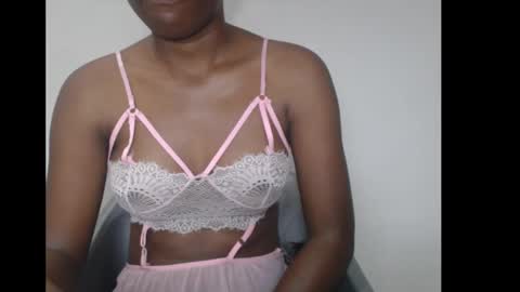 hotjessie0 online show from January 18, 5:00 am