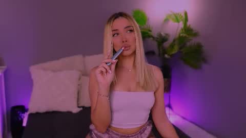 Maria online show from November 26, 3:40 am