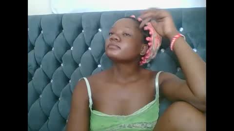 LOYCE online show from February 24, 6:28 pm