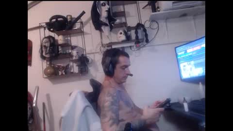 Snapshot of hotkinkytat chatting on January 13, 5:01 am hotkinkytat online show from January 13, 5:01 am