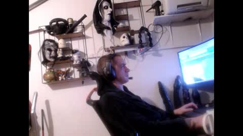 Snapshot of hotkinkytat chatting on February 4, 1:56 am hotkinkytat online show from February 4, 1:56 am