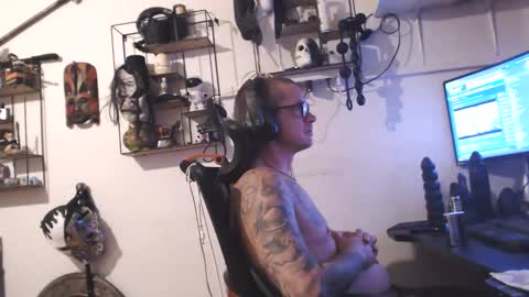 hotkinkytat online show from April 27, 7:56 pm