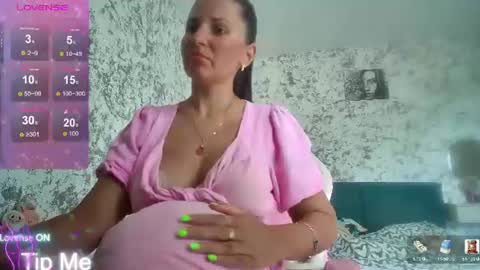 Snapshot of hotkleoo chatting on July 24, 1:09 pm MistressM online show from July 24, 1:09 pm