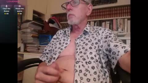 Snapshot of hotlux_54 chatting on July 2, 10:16 pm hotlux_54 online show from July 2, 10:16 pm