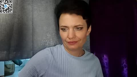 hotmamaqueen234 online show from May 4, 3:52 pm