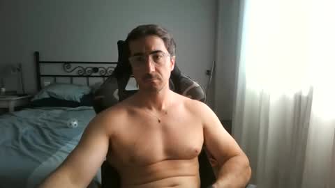Snapshot of hotman_40_ chatting on September 16, 10:49 am hotman_40_ online show from September 16, 10:49 am
