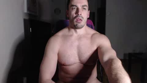 Snapshot of hotmanhotman93 chatting on December 2, 5:15 pm Rick online show from December 2, 5:15 pm