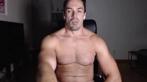 Snapshot of hotmanhotman93 chatting on September 25, 8:12 pm Rick online show from September 25, 8:12 pm