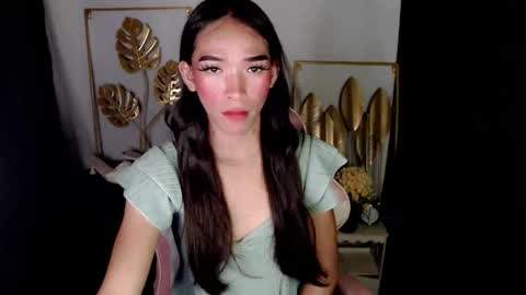 HI its me youre lovely MICHAELA  online show from April 20, 10:18 am