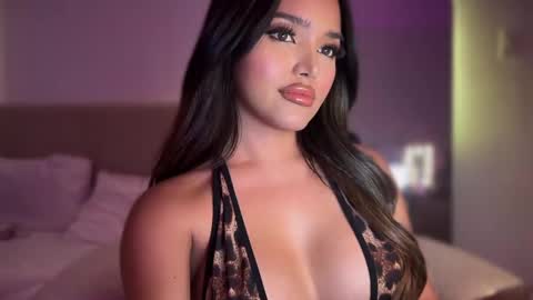 Snapshot of hotmissjessica chatting on February 18, 1:21 am Jessica Ortega online show from February 18, 1:21 am