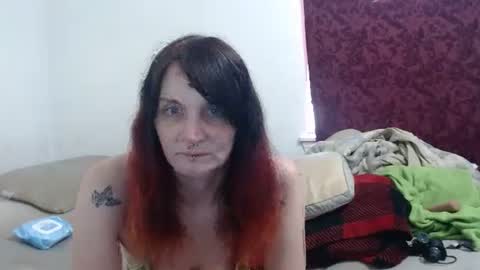 hotmodel1984 online show from October 7, 6:38 pm