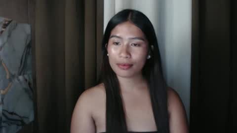Analiza  online show from April 18, 5:39 pm
