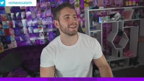 hotmuscles6t9 online show from January 5, 8:22 am