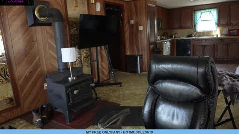 hotmuscles6t9 online show from March 6, 6:59 pm